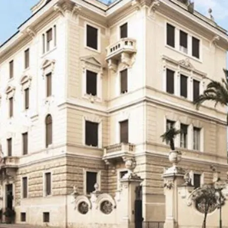 Hotel Aldrovandi 4*